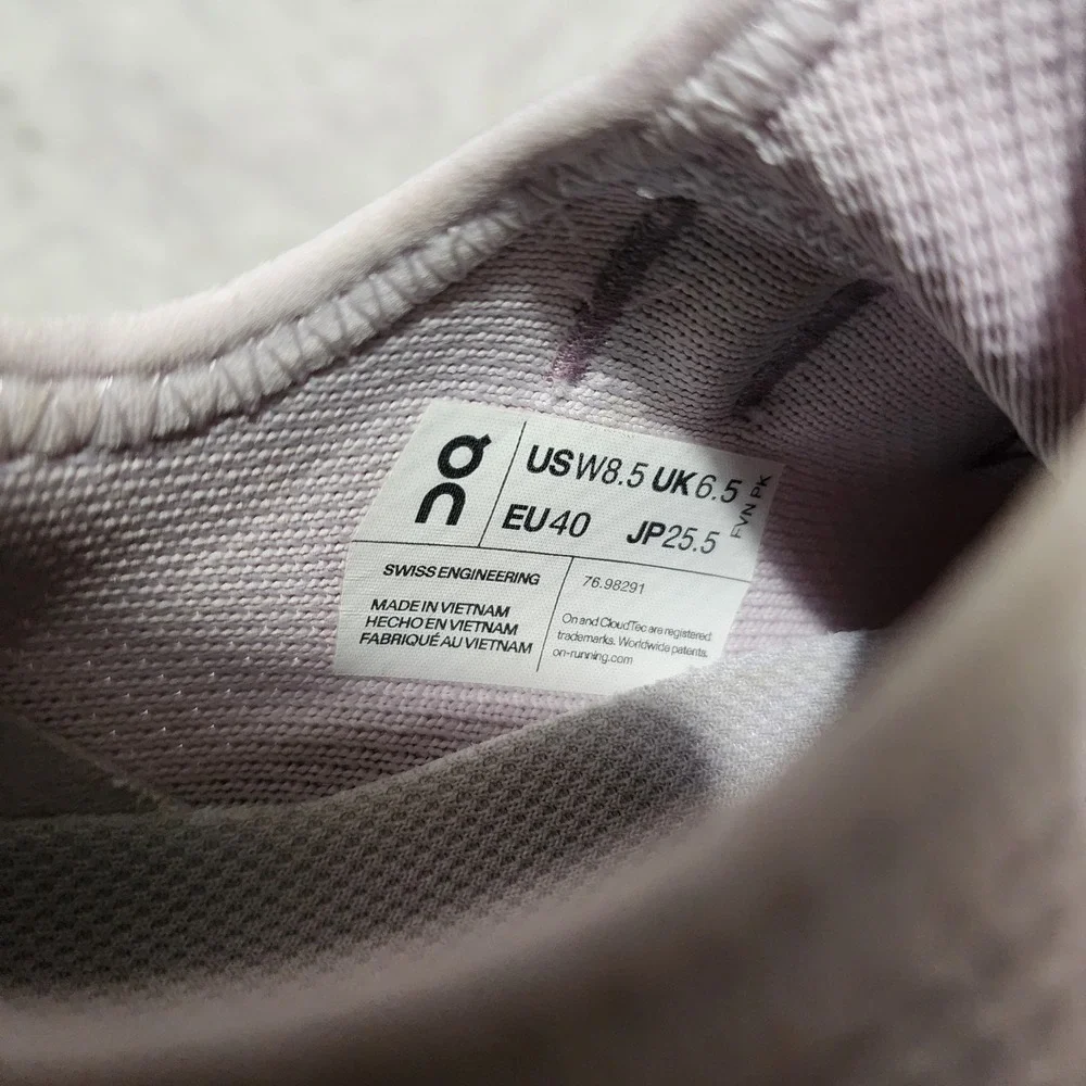 On Cloud Women's Cloudeasy Knit Low Top Running Sneakers Sz 8.5 Orchid/Lavender - Picture 11 of 11
